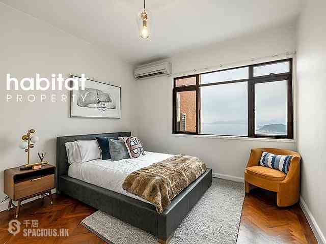 Chung Hom Kok - Coral Villas 04