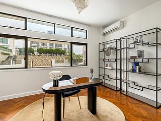 Chung Hom Kok - Coral Villas 09