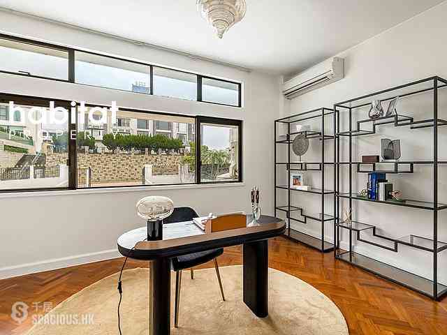 Chung Hom Kok - Coral Villas 09