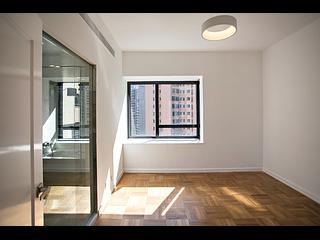 Mid Levels Central - Queen's Garden 04