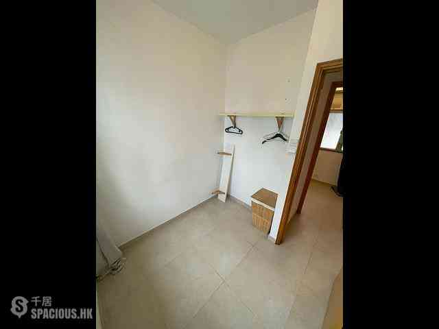 Sai Ying Pun - Koon Wah Building 06