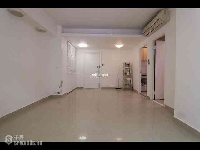 Wan Chai - Sun Hey Mansion 09