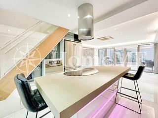 Happy Valley - 8, Shan Kwong Road 13