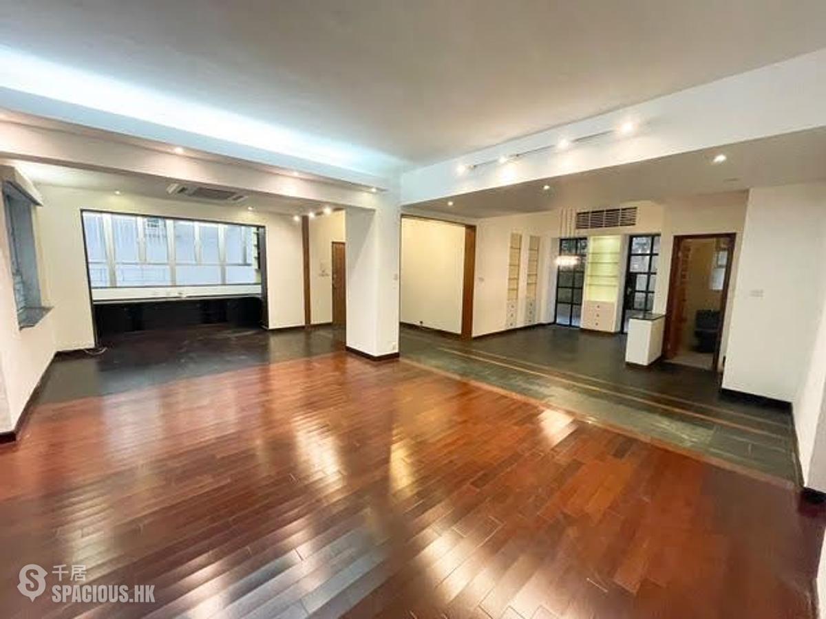 Mid Levels Central - Bayview Mansion 01