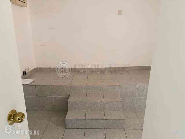 Central - The Albany 11