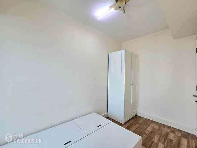 Tung Chung - Caribbean Coast Phase 4 Crystal Cove 23
