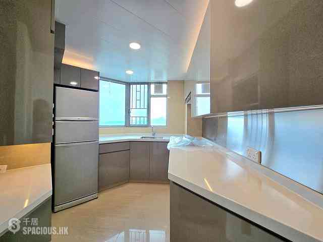 Tung Chung - Caribbean Coast Phase 4 Crystal Cove 06