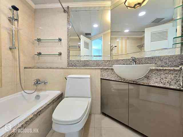 Tung Chung - Caribbean Coast Phase 4 Crystal Cove 08
