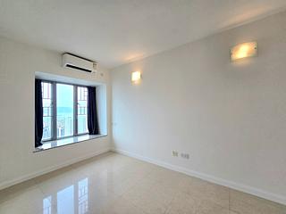 Tung Chung - Caribbean Coast Phase 4 Crystal Cove 11