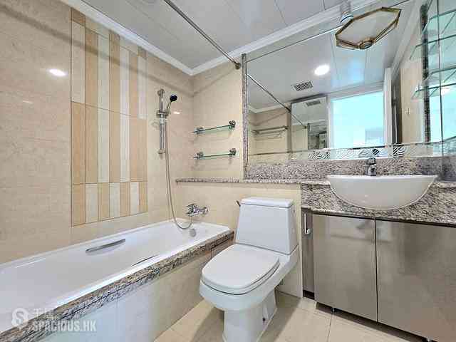 Tung Chung - Caribbean Coast Phase 4 Crystal Cove 13