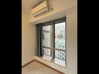 Sai Ying Pun - 63, Pokfulam Emerald House (Tower 2) 08