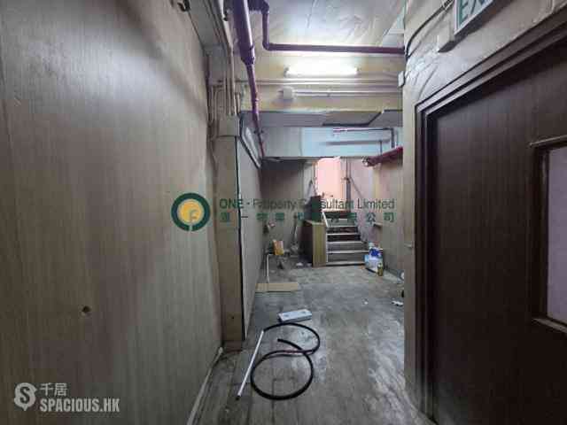 Sai Ying Pun - Tung Lee Building 04