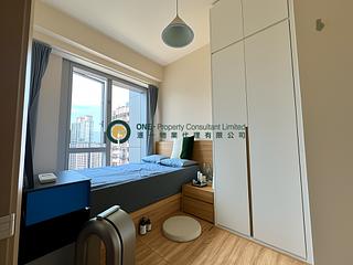 Sai Ying Pun - King's Hill 04