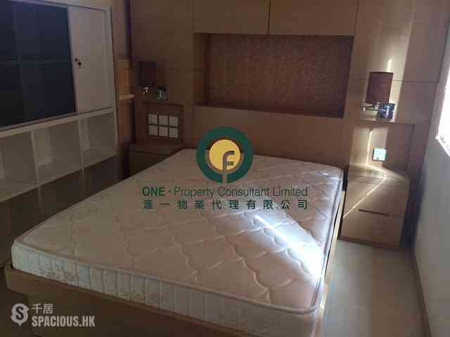 Sai Ying Pun - Fung Shing Building 07