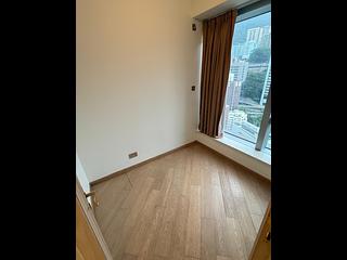 Sai Ying Pun - 63, Pokfulam Amber House (Tower 1) 03