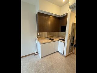 Sai Ying Pun - 63, Pokfulam Amber House (Tower 1) 05