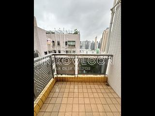 Tai Kok Tsui - Metro Regalia 12