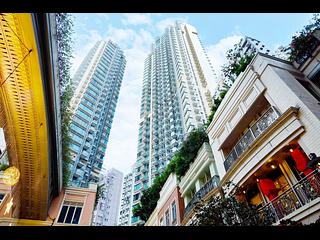 Wan Chai - The Avenue 02