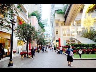 Wan Chai - The Avenue 19