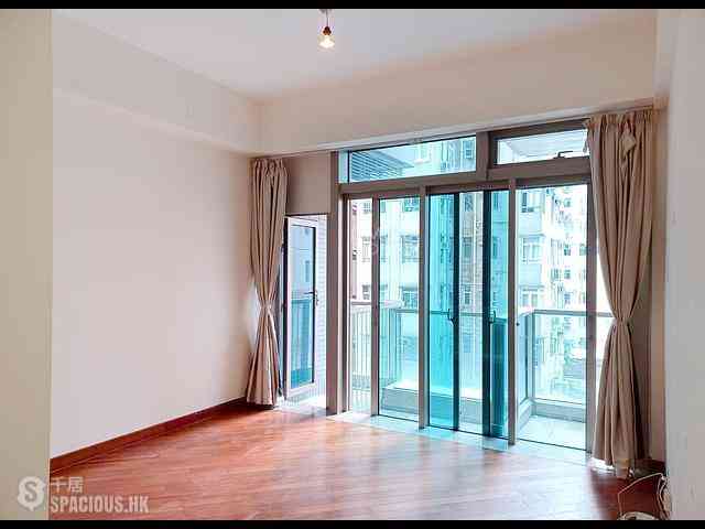 Wan Chai - The Avenue 11