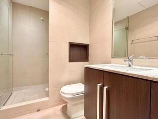 Mid Levels Central - Best View Court Block 66, Macdonnell Road 08