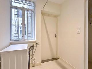 Mid Levels Central - Best View Court Block 66, Macdonnell Road 06