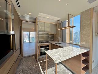 Mid Levels Central - 22A, Kennedy Road 16
