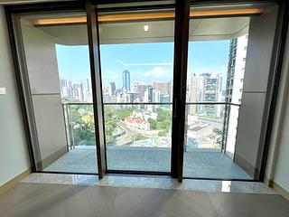 Mid Levels Central - 22A, Kennedy Road 03