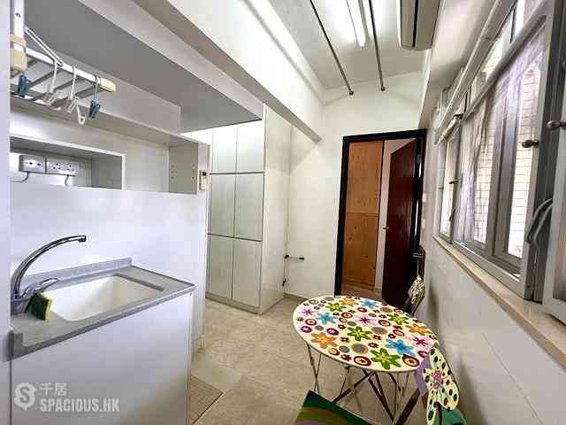 Mid Levels East - Amber Garden 12
