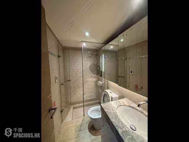 Tai Kok Tsui - Florient Rise Tower 2 07