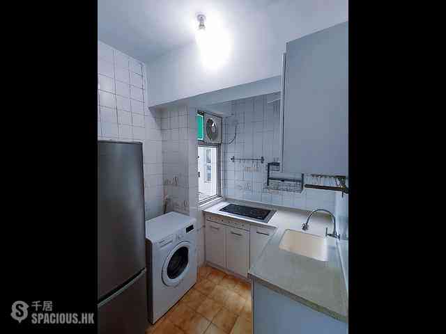 Quarry Bay - Hon Way Mansion 03