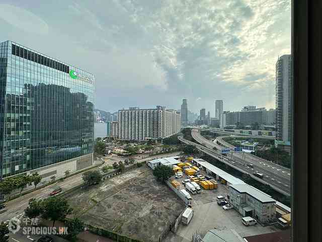 Hung Hom - Stars By The Harbour Block 3 10