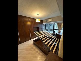 Mid Levels Central - The Grand Panorama Block 3 07