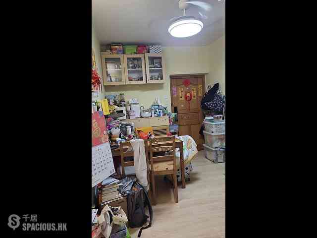 Sai Ying Pun - Tong Nam Mansion 01