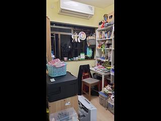 Sai Ying Pun - Tong Nam Mansion 02