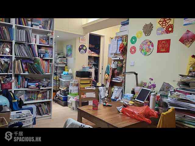 Sai Ying Pun - Tong Nam Mansion 04