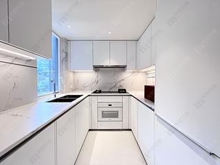 Wan Chai - 33 Kennedy Road 06