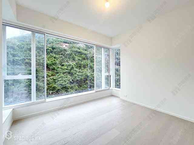 Wan Chai - 33 Kennedy Road 01