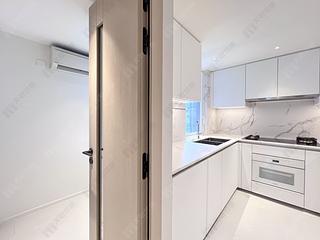 Wan Chai - 33 Kennedy Road 10