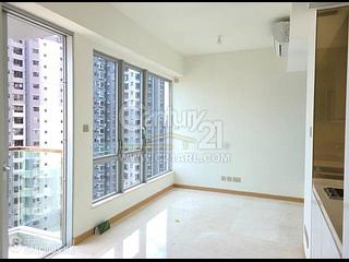 Sai Ying Pun - 63, Pokfulam 02