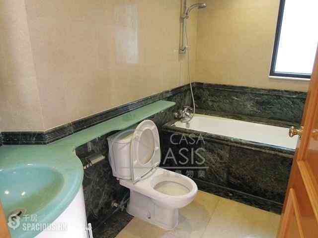 Mid Levels Central - Fairlane Tower 02