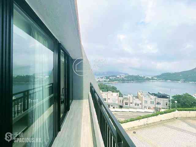 Chung Hom Kok - Pinewaver Villas 02