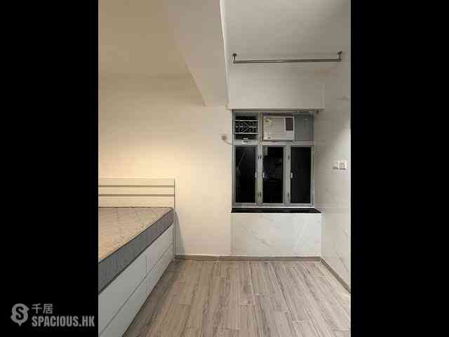 Tsim Sha Tsui - Long Kee Mansion 02
