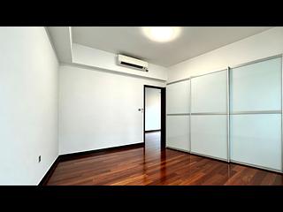 Wan Chai - J Residence 07