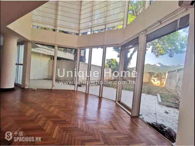 Shouson Hill - Henredon Court 01