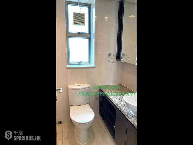 Wan Chai - The Zenith 12