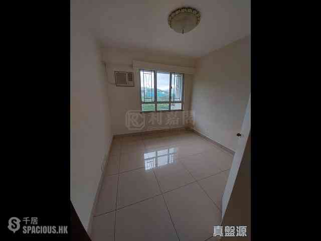 Braemar Hill - Braemar Hill Mansions Block 7 05
