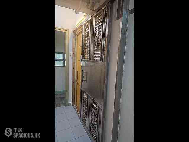 堅尼地城 - 建隆樓 03