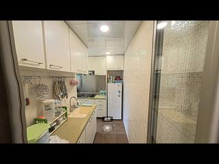Kennedy Town - Pearl Court 02