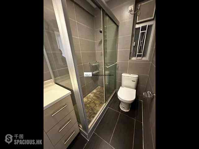 Causeway Bay - Elizabeth House 12